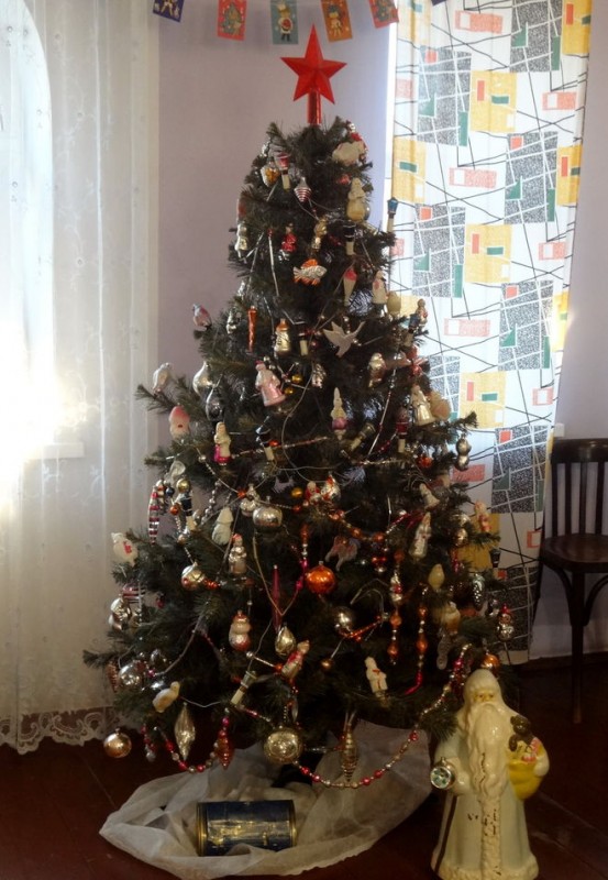 Дед Мороз, елка и оливье. Какие новогодние традиции нам насадили в СССР (видео)